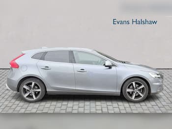 Used Volvo V40 2019 for sale - 79811166: Photo