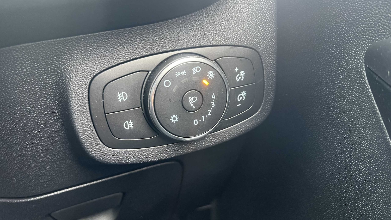 Used Ford Fiesta 2023 for sale - 76004364: Photo 30