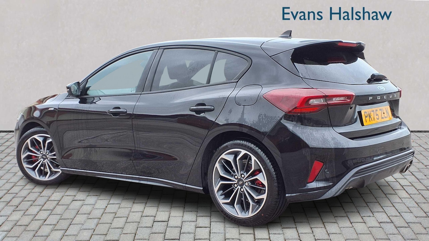 Used Ford Focus 2025 for sale - 76804843: Photo 2