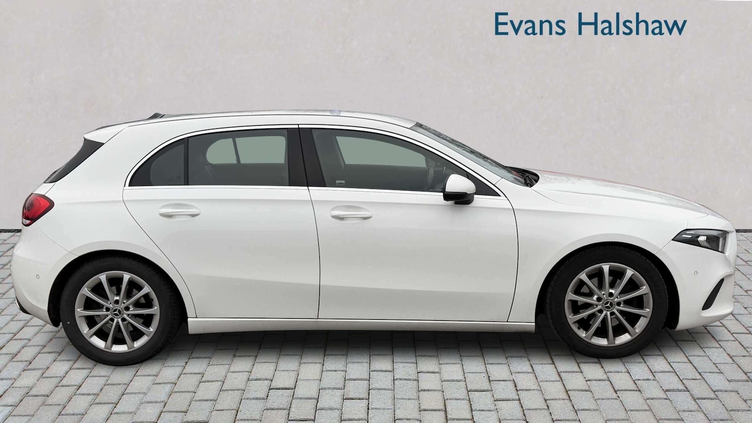 Used Mercedes-Benz A-Class 2018 for sale - 78037423: Photo 3