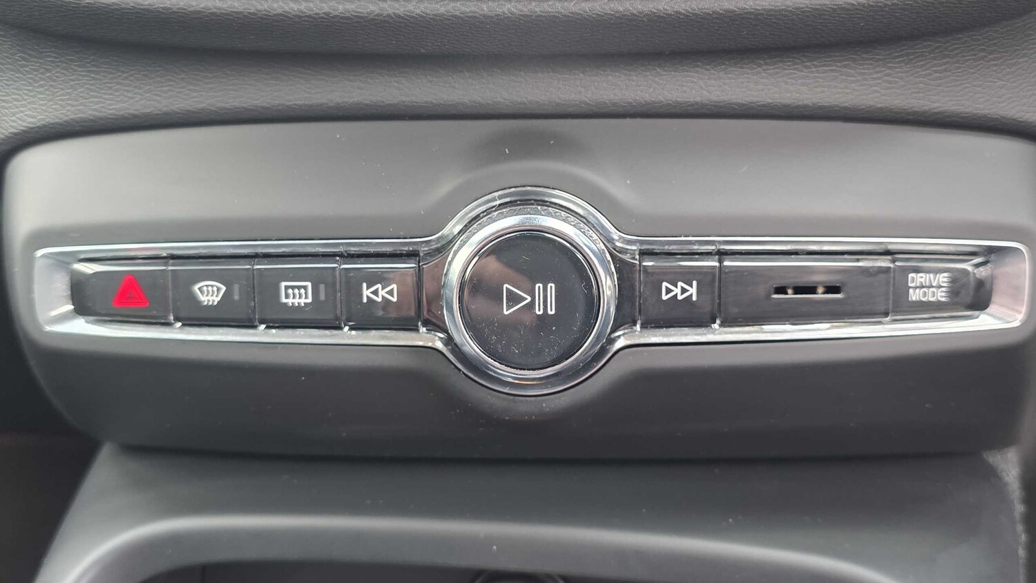 Used Volvo XC40 2020 for sale - 76087955: Photo 31