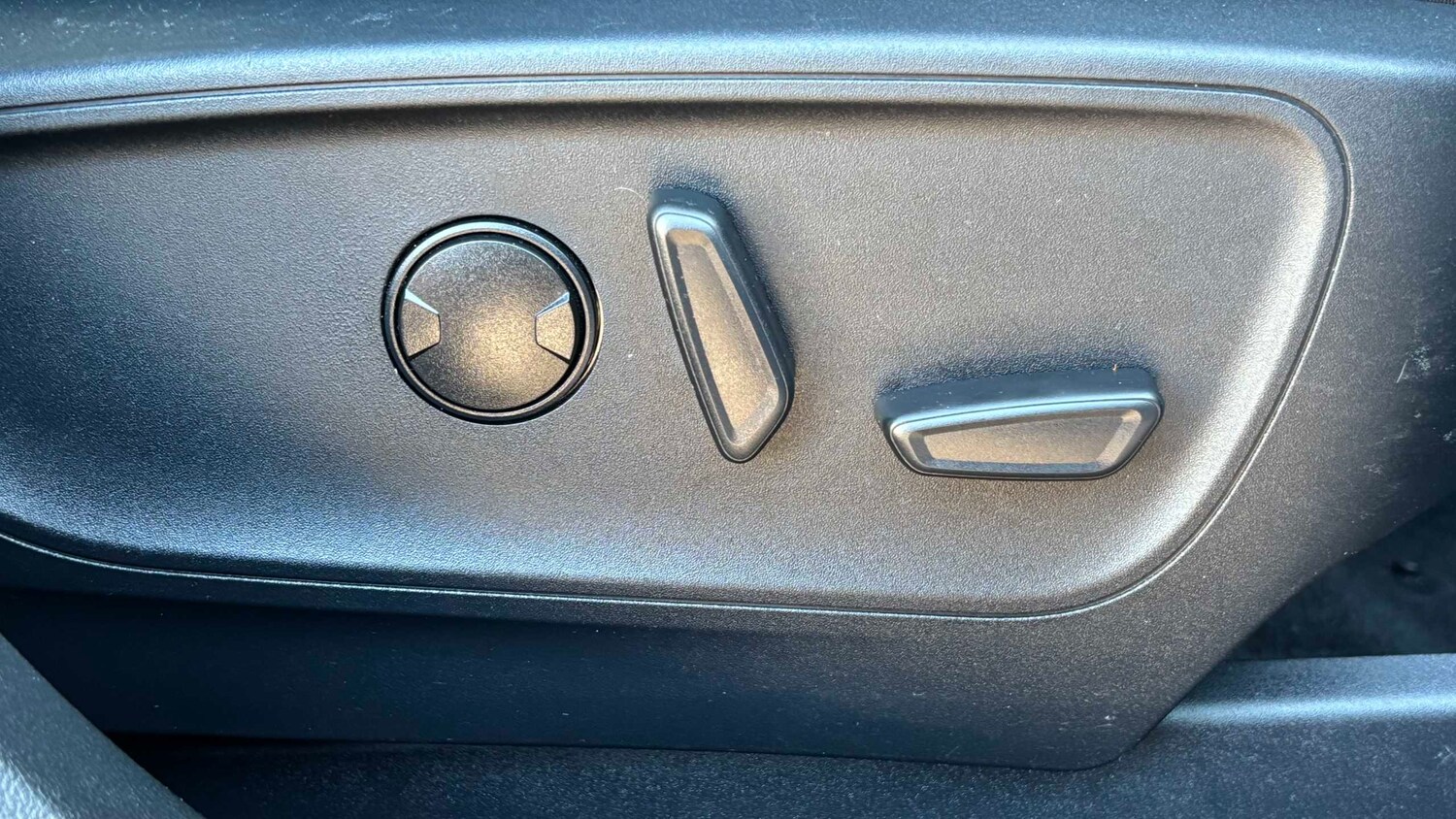 Used Ford Kuga 2023 for sale - 76515679: Photo 15