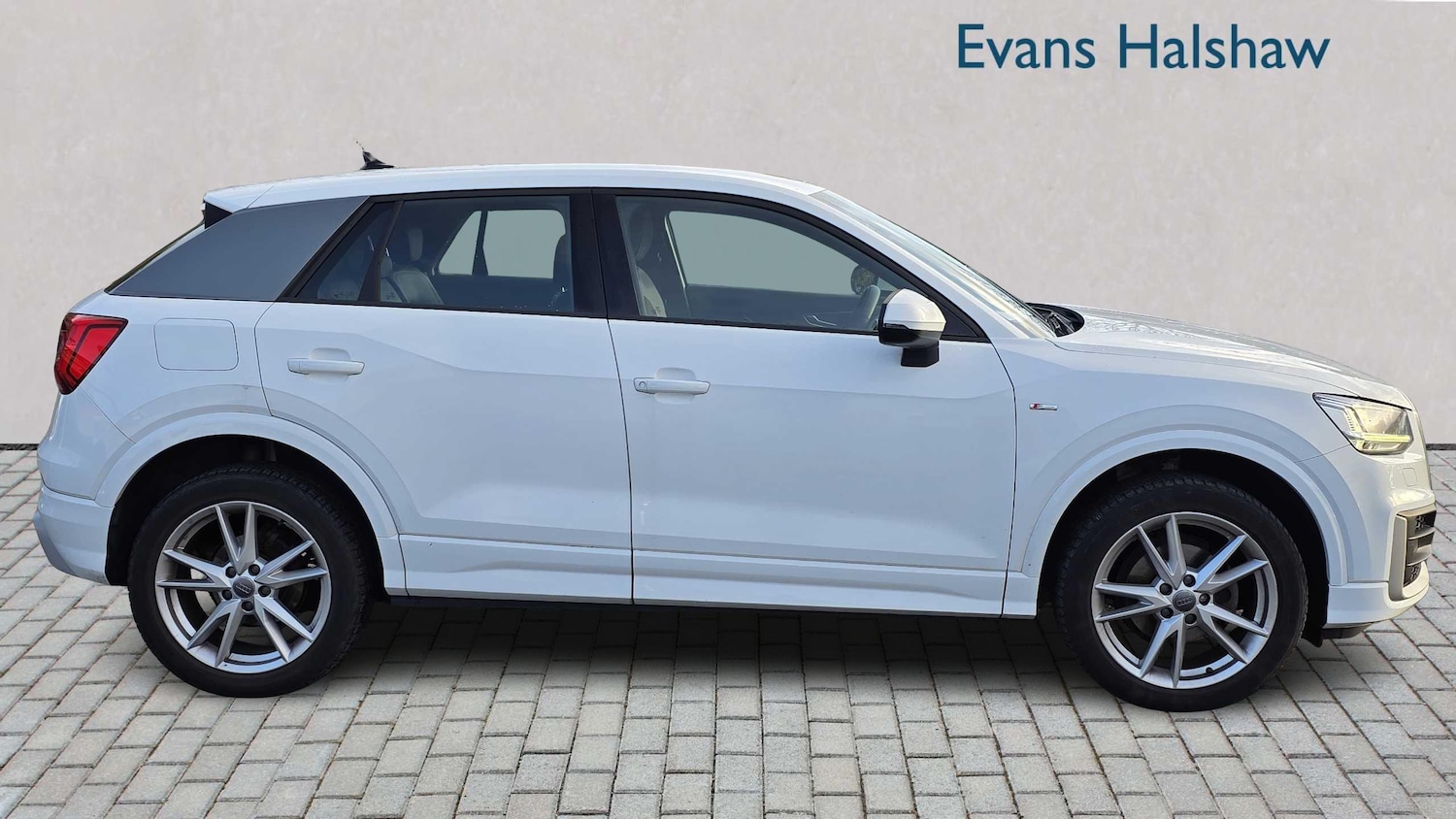 Used Audi Q2 2020 for sale - 76411264: Photo 2