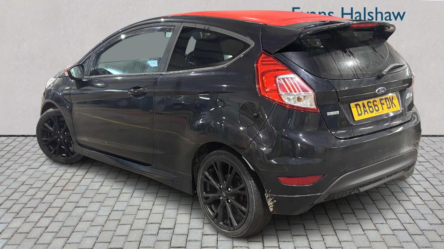 Used Ford Fiesta 2017 for sale - 77158355: Photo 2