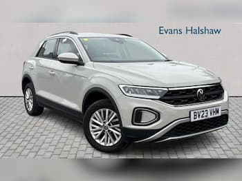 Used Volkswagen T-Roc 2023 for sale - 79878802: Photo