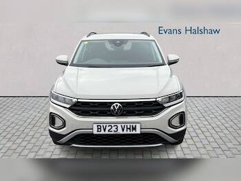 Used Volkswagen T-Roc 2023 for sale - 79878802: Photo