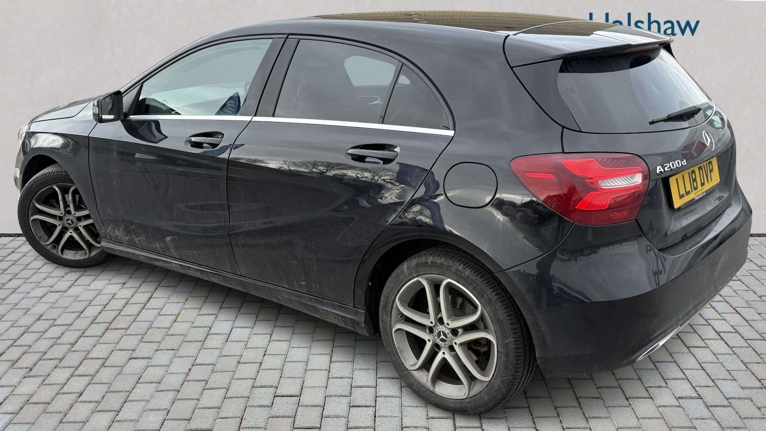 Used Mercedes-Benz A-Class 2018 for sale - 77711198: Photo 2