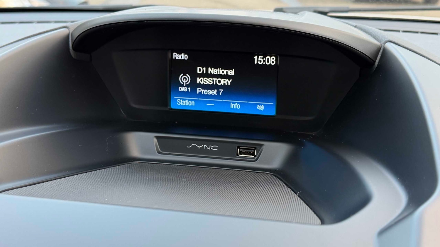 Used Ford Kuga 2017 for sale - 76875680: Photo 21