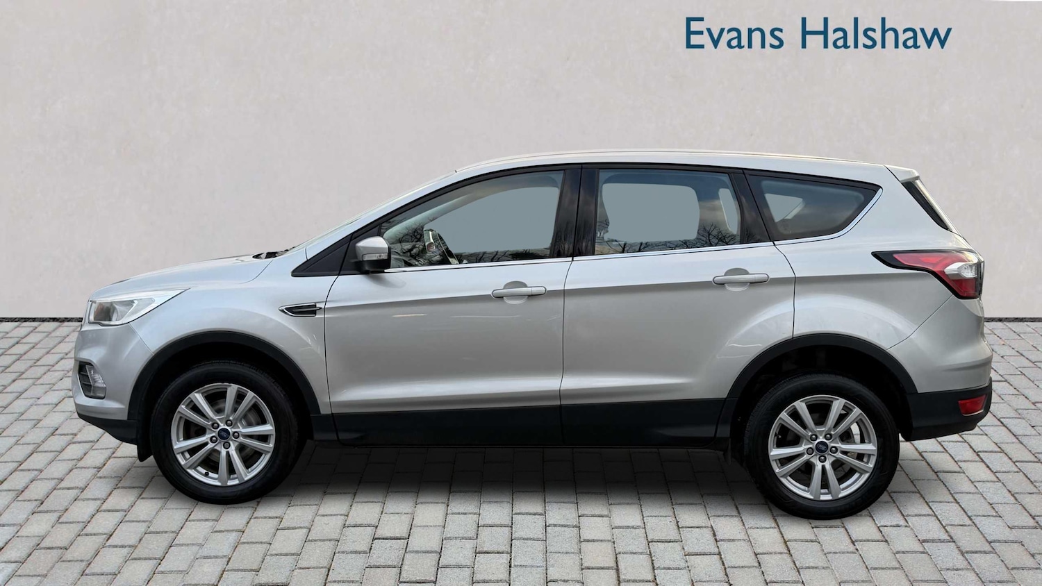 Used Ford Kuga 2017 for sale - 76875680: Photo 5