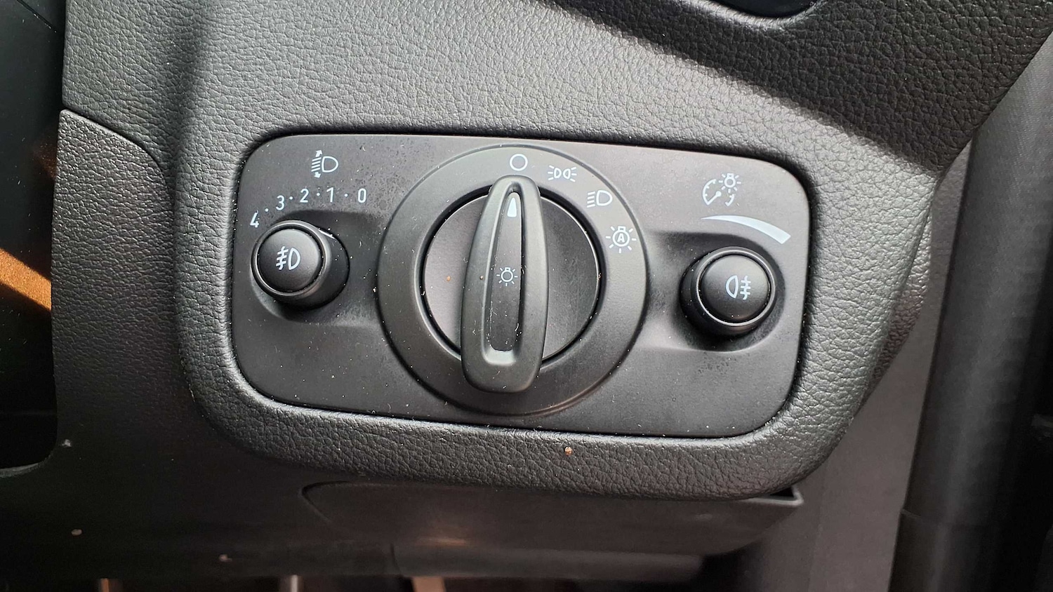 Vehicle 33