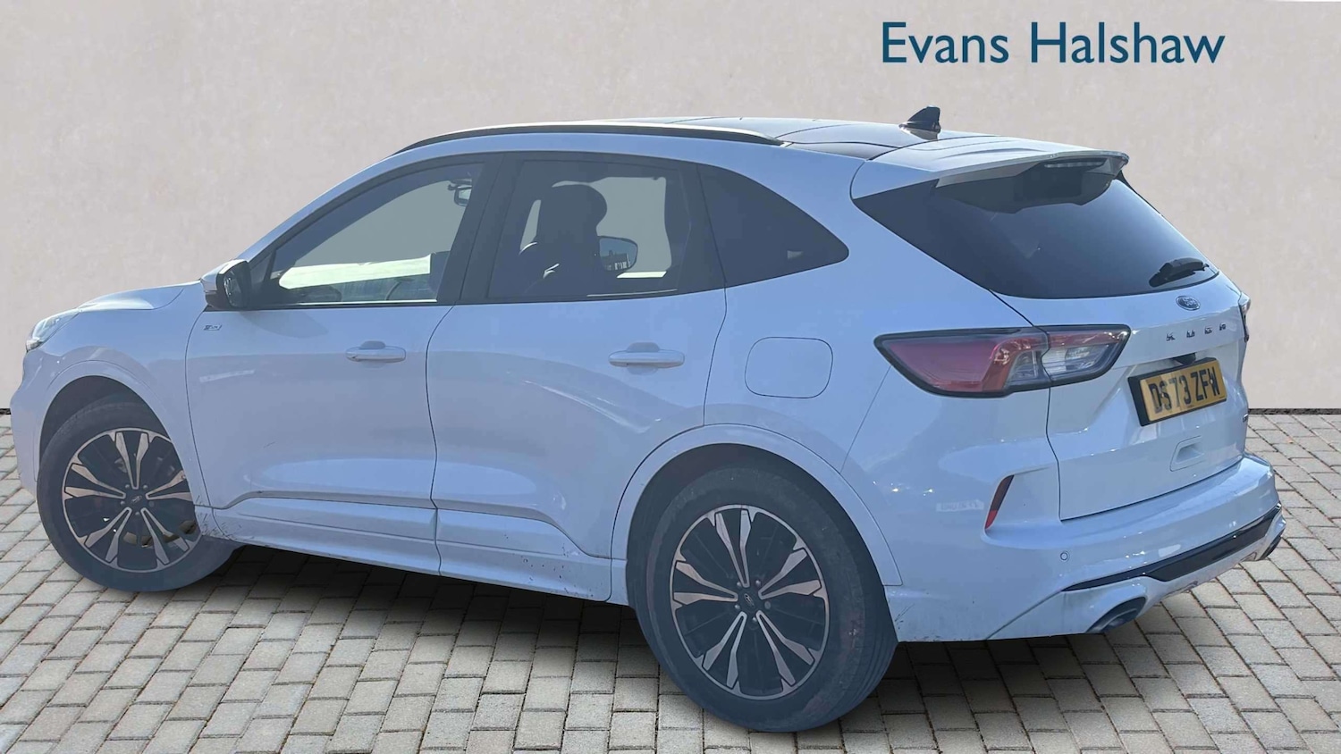 Used Ford Kuga 2023 for sale - 77741051: Photo 2