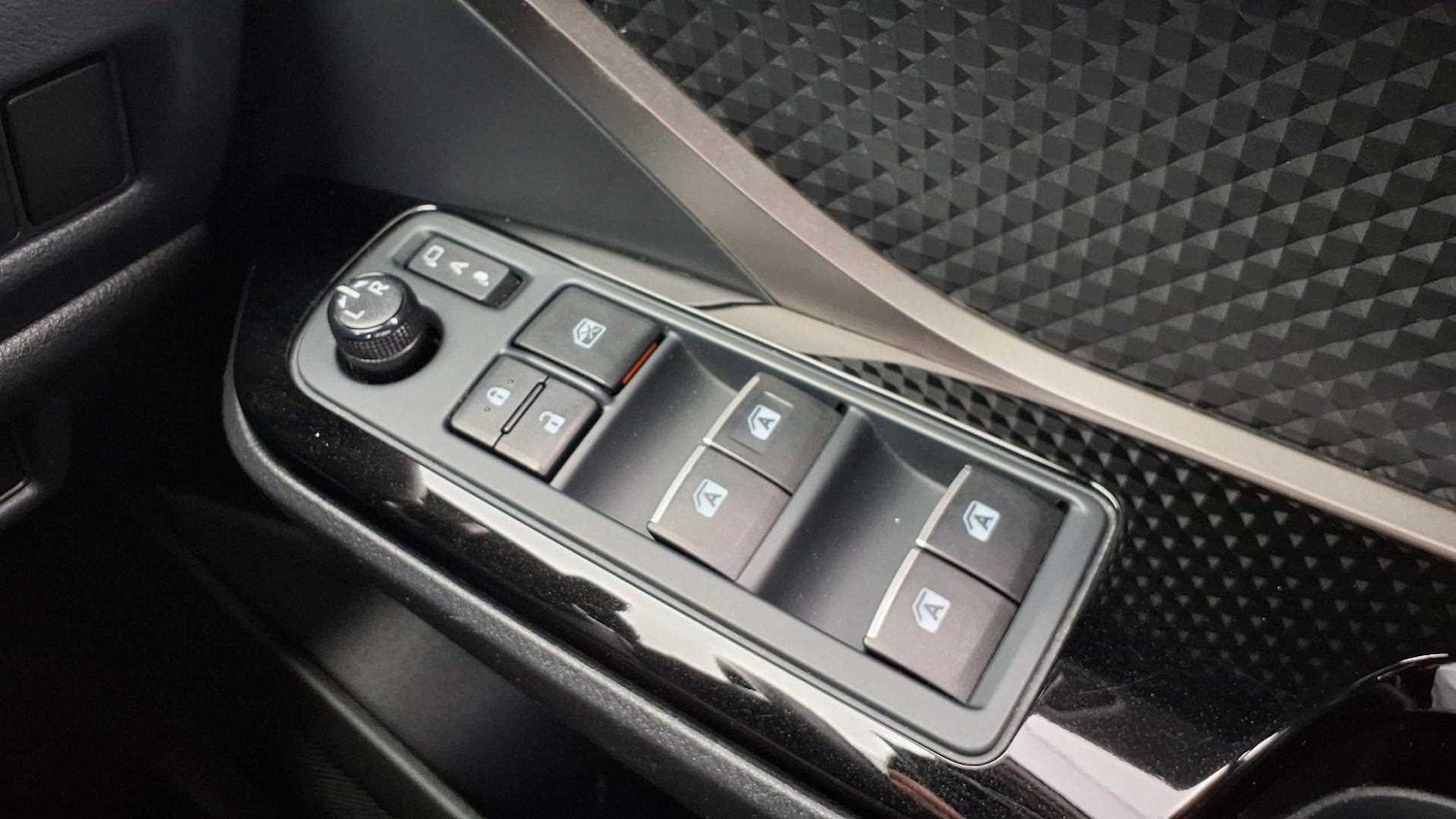Vehicle 33