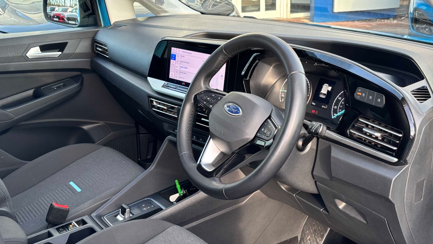 Used Ford Tourneo Connect 2022 for sale - 76774076: Photo 10