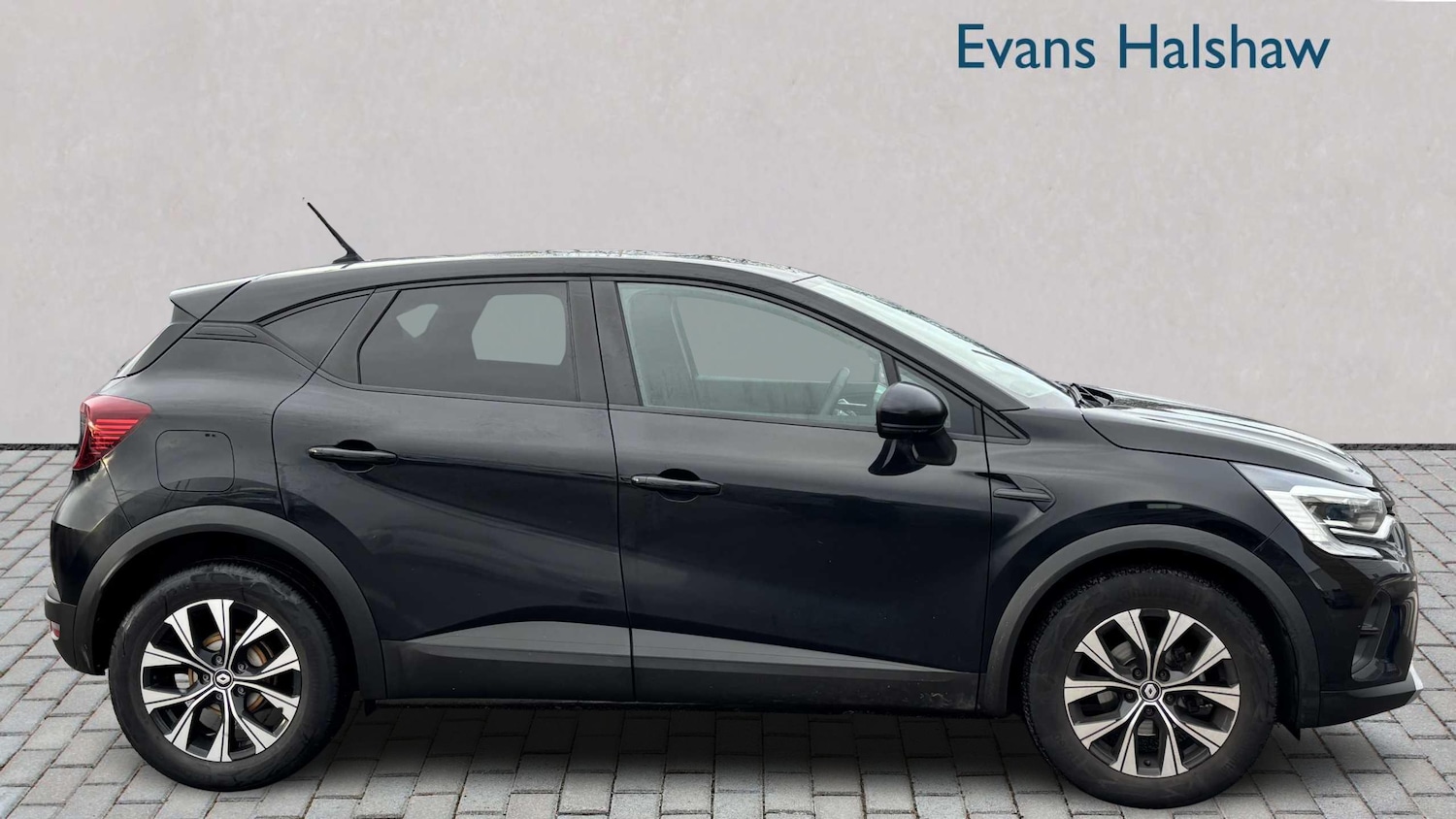 Used Renault Captur 2022 for sale - 76842886: Photo 6