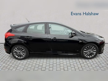 Used Ford Focus 2018 for sale - 78247850: Photo