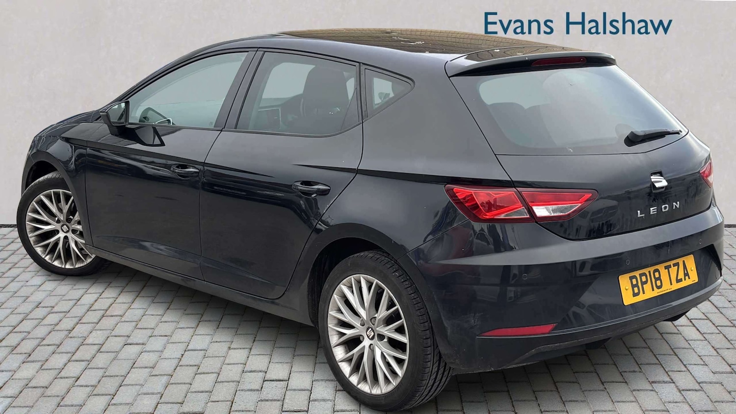 Used SEAT Leon 2018 for sale - 78037847: Photo 2