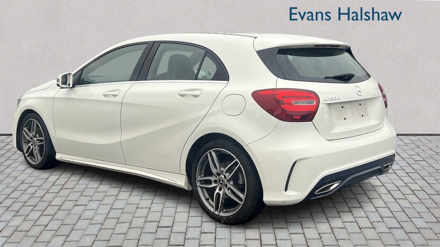 Used Mercedes-Benz A-Class for sale - 76442436: Photo 2