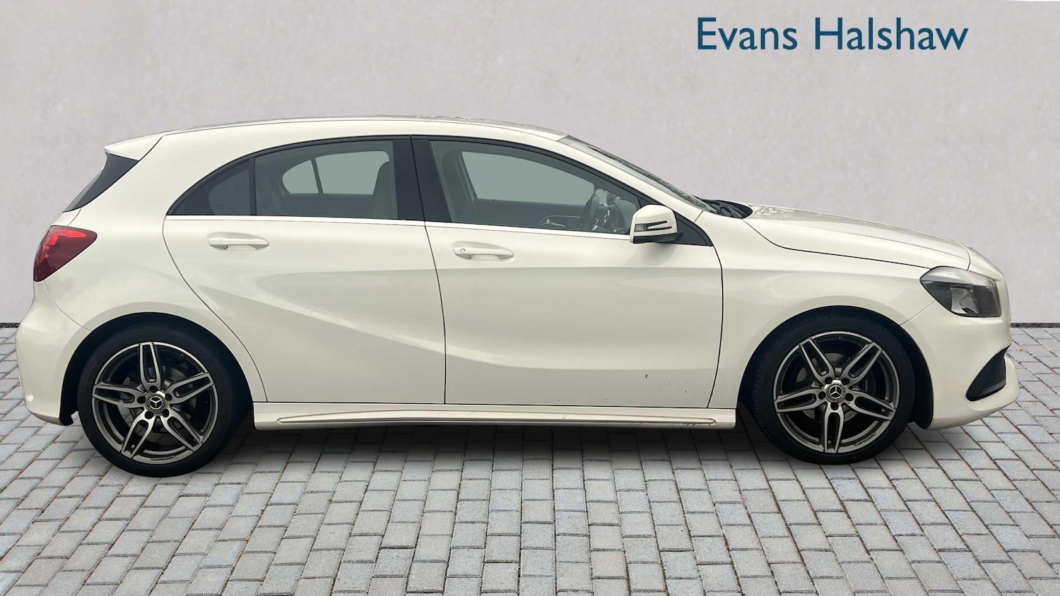 Used Mercedes-Benz A-Class for sale - 76442436: Photo 4