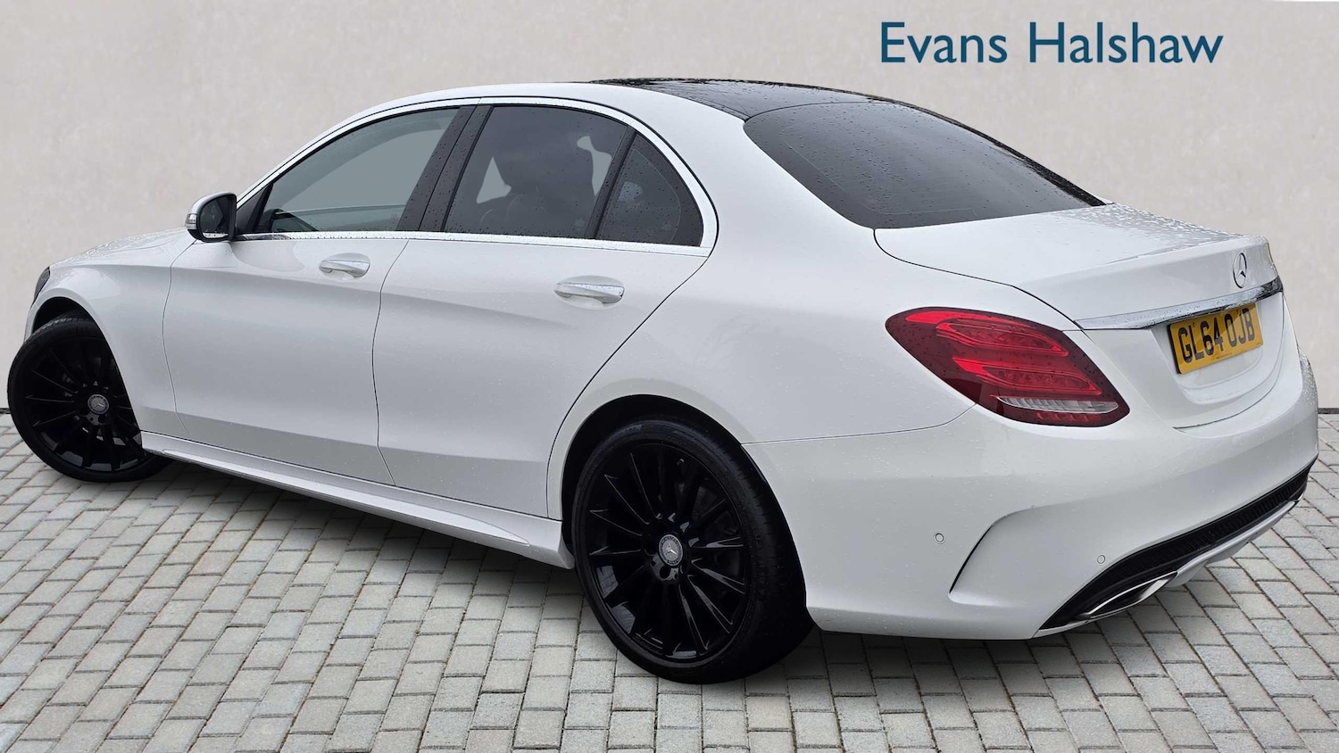 Used Mercedes-Benz C Class 2015 for sale - 77167582: Photo 2