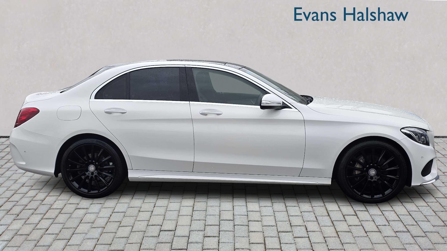 Used Mercedes-Benz C Class 2015 for sale - 77167582: Photo 4