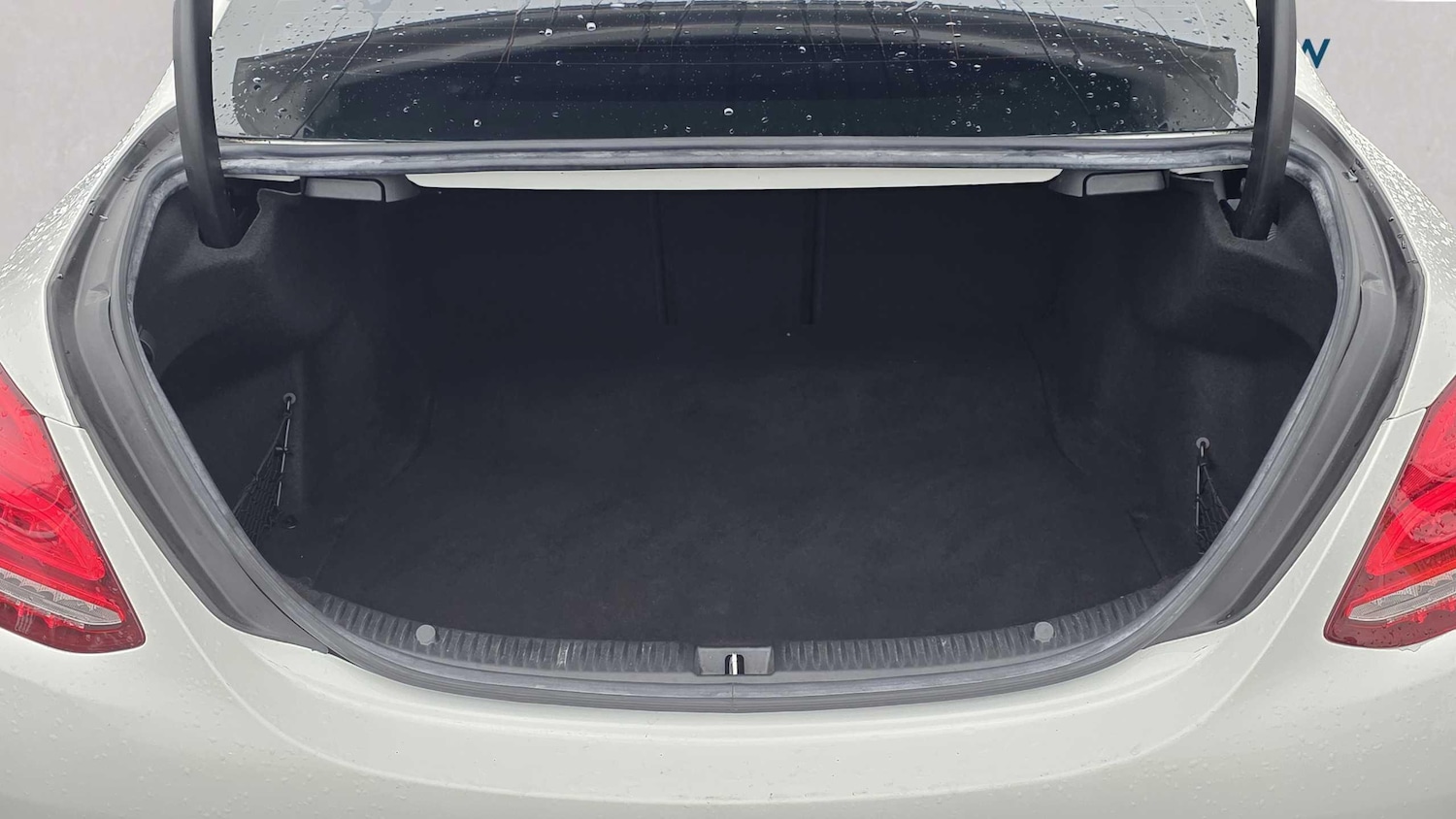 Used Mercedes-Benz C Class 2015 for sale - 77167582: Photo 6