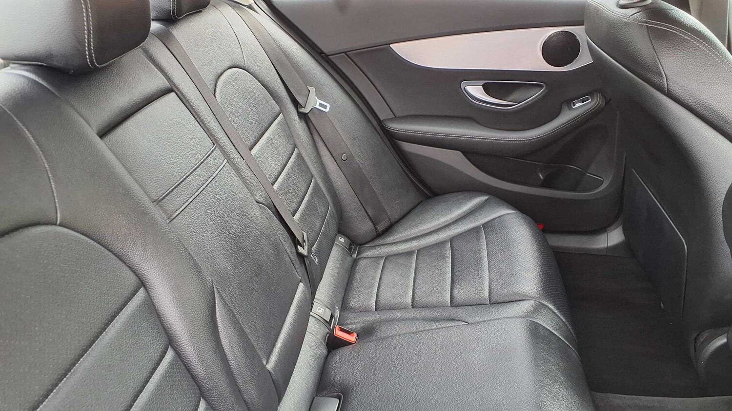 Used Mercedes-Benz C Class 2017 for sale - 76310709: Photo 18