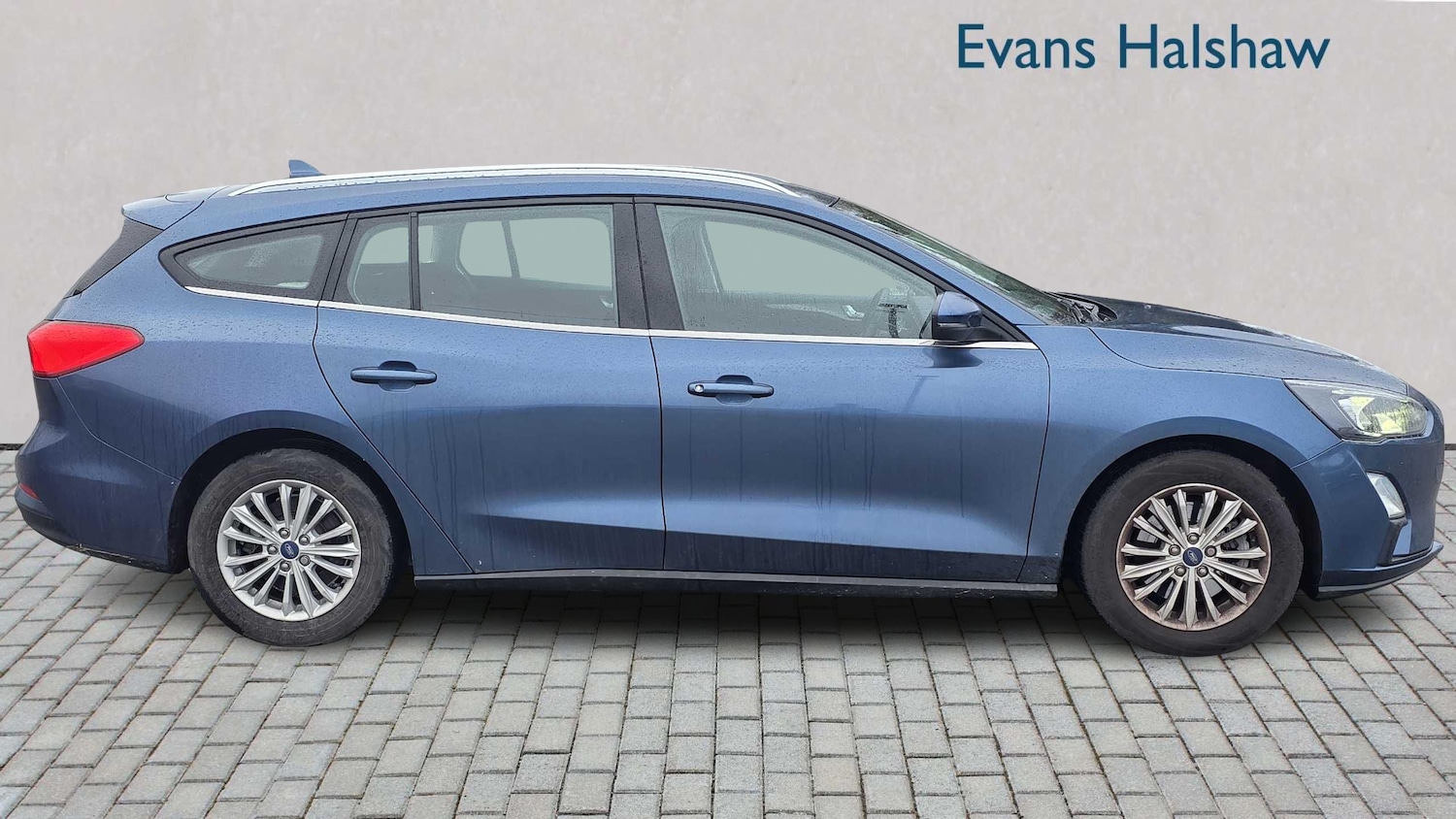 Used Ford Focus 2021 for sale - 76755323: Photo 3