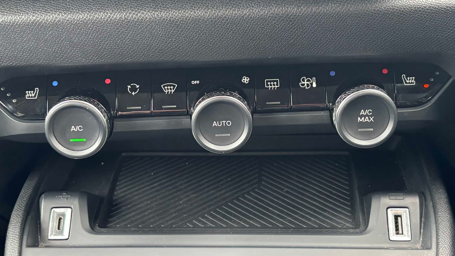 Used Citroen C4 2023 for sale - 77389843: Photo 12