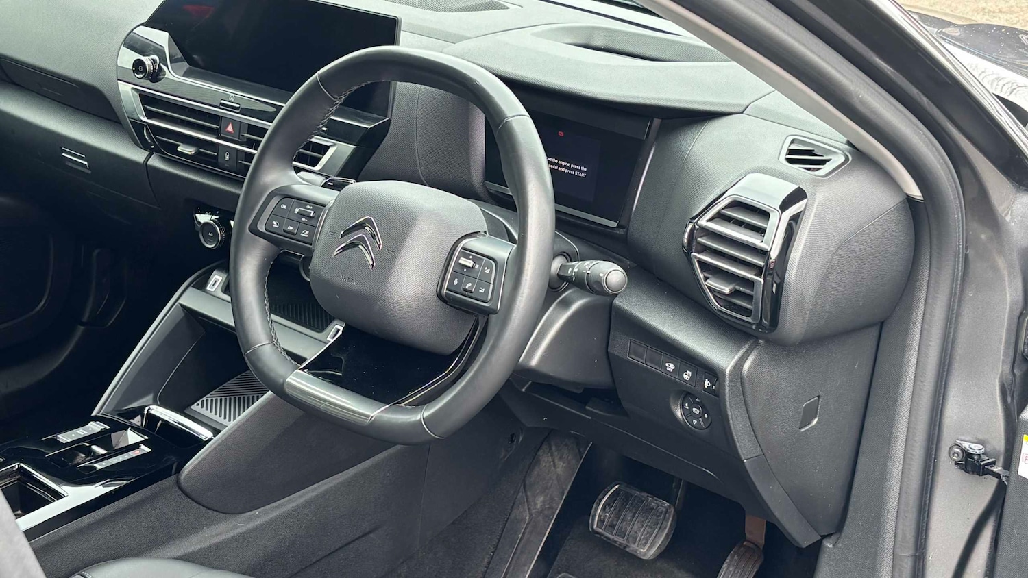 Used Citroen C4 2023 for sale - 77389843: Photo 9