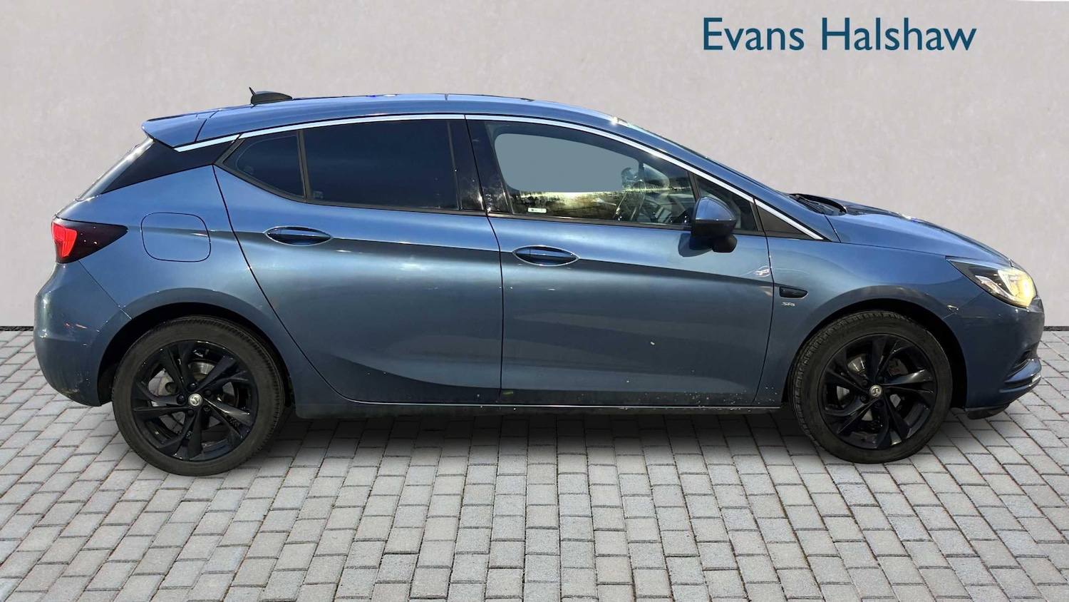 Used Vauxhall Astra 2017 for sale - 77281903: Photo 3