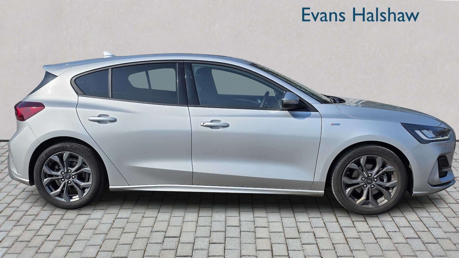 Used Ford Focus 2024 for sale - 77979400: Photo 2