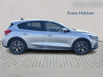Used Ford Focus 2020 for sale - 78744107: Photo