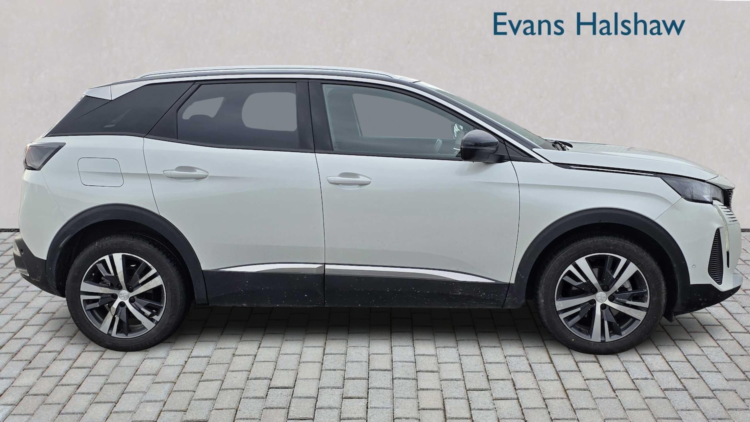 Used Peugeot 3008 2023 for sale - 76435702: Photo 2