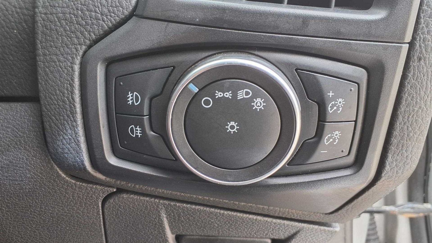 Vehicle 33