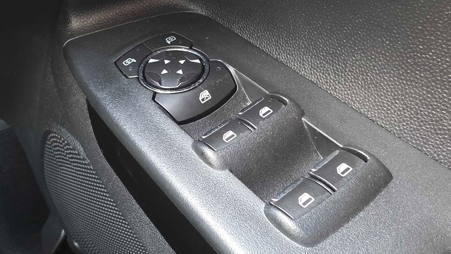 Used Ford Ecosport 2022 for sale - 78104113: Photo 16