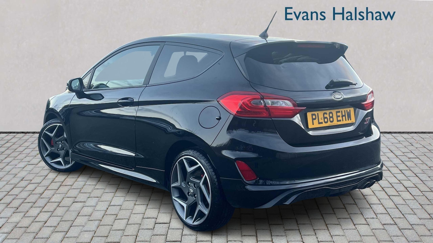 Used Ford Fiesta 2019 for sale - 77044189: Photo 2