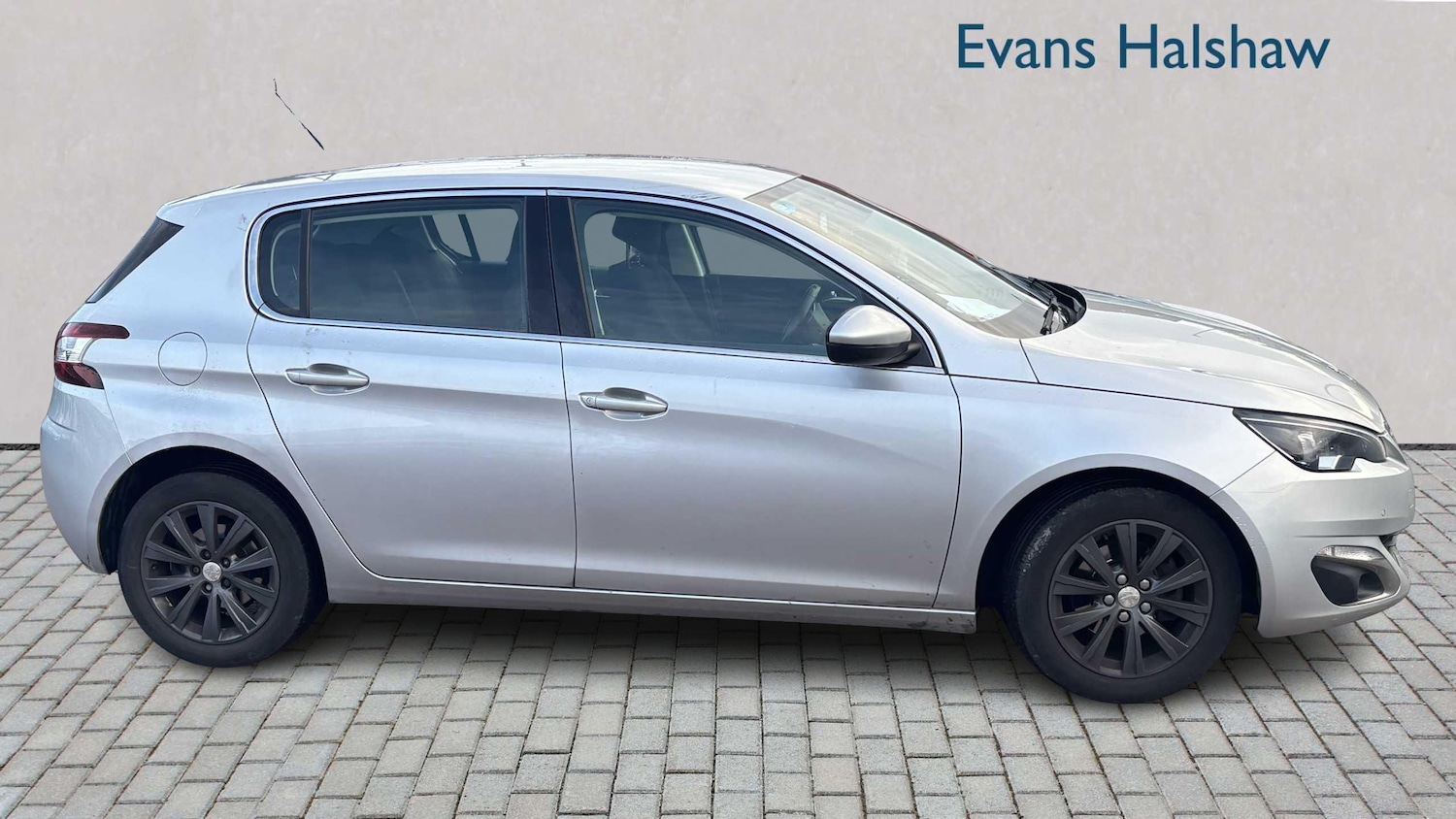 Used Peugeot 308 2016 for sale - 77480617: Photo 5