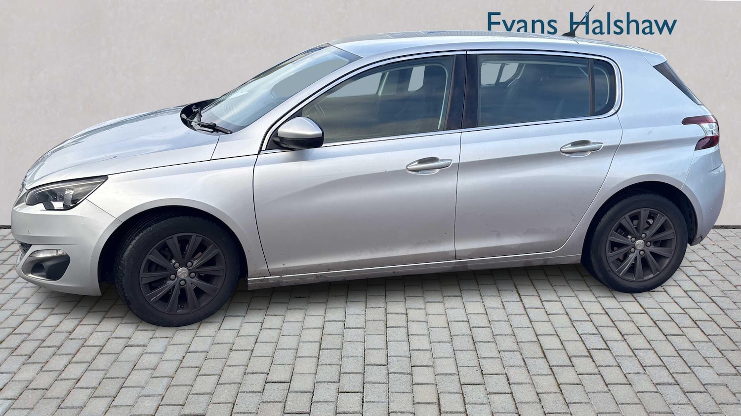 Used Peugeot 308 2016 for sale - 77480617: Photo 6