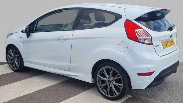 Used Ford Fiesta 2017 for sale - 76034664: Photo 4