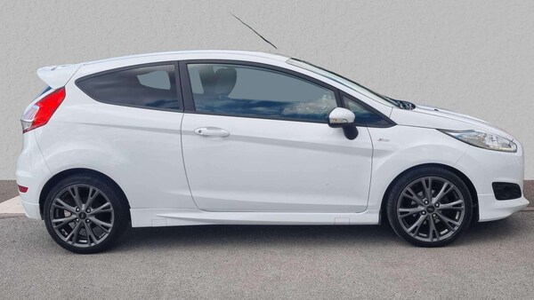 Used Ford Fiesta 2017 for sale - 76034664: Photo 7