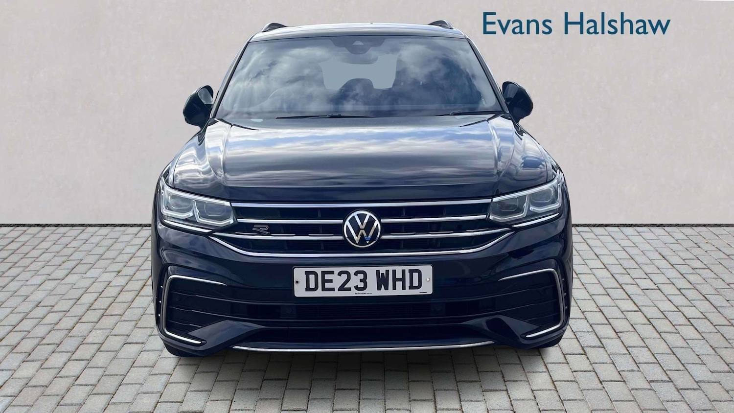 Used Volkswagen Tiguan 2023 for sale - 77795625: Photo 3