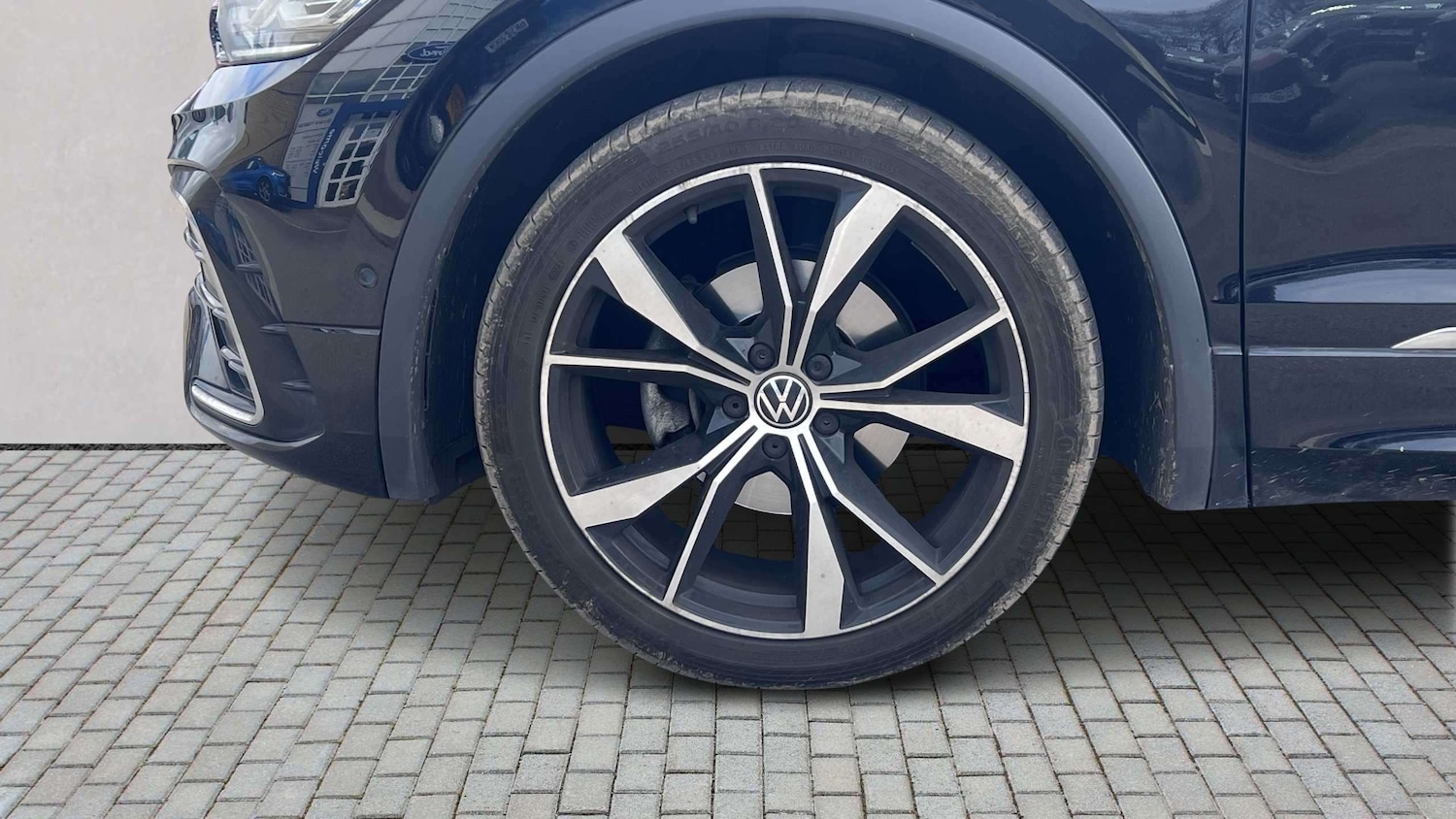 Used Volkswagen Tiguan 2023 for sale - 77795625: Photo 5