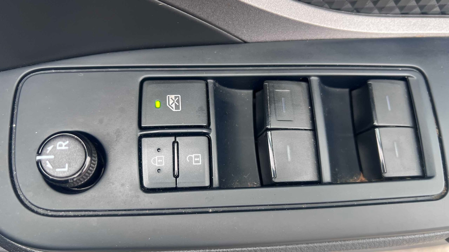 Used Toyota C-HR 2020 for sale - 78187791: Photo 18