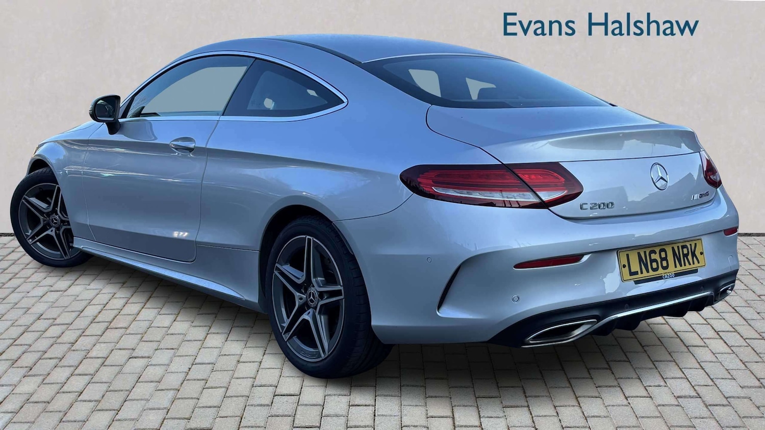 Used Mercedes-Benz C Class 2018 for sale - 77756611: Photo 2