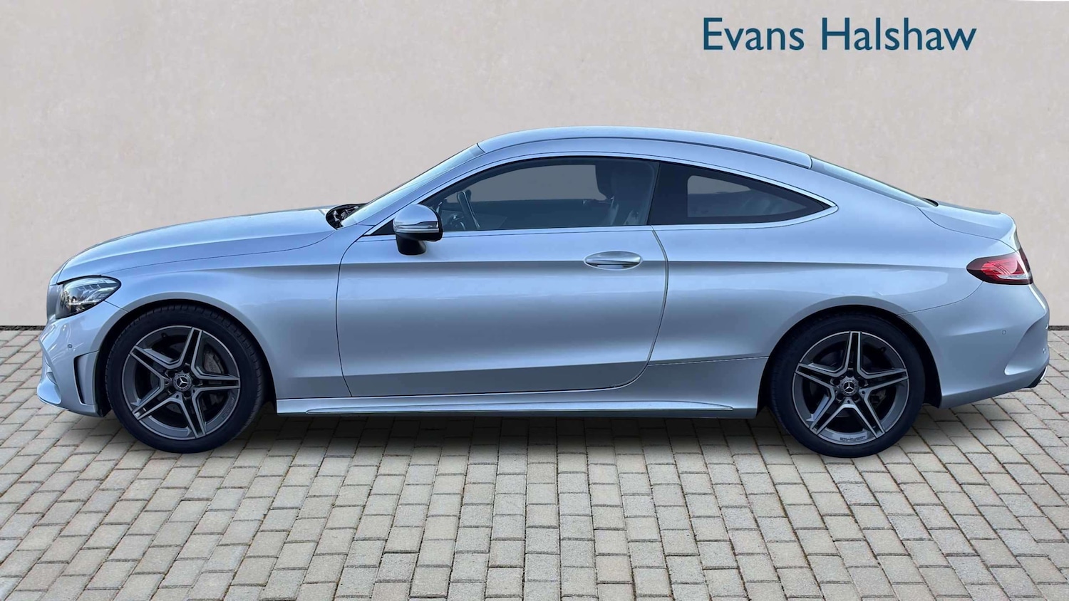 Used Mercedes-Benz C Class 2018 for sale - 77756611: Photo 3