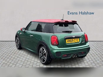 Used MINI Hatch 2019 for sale - 79065532: Photo