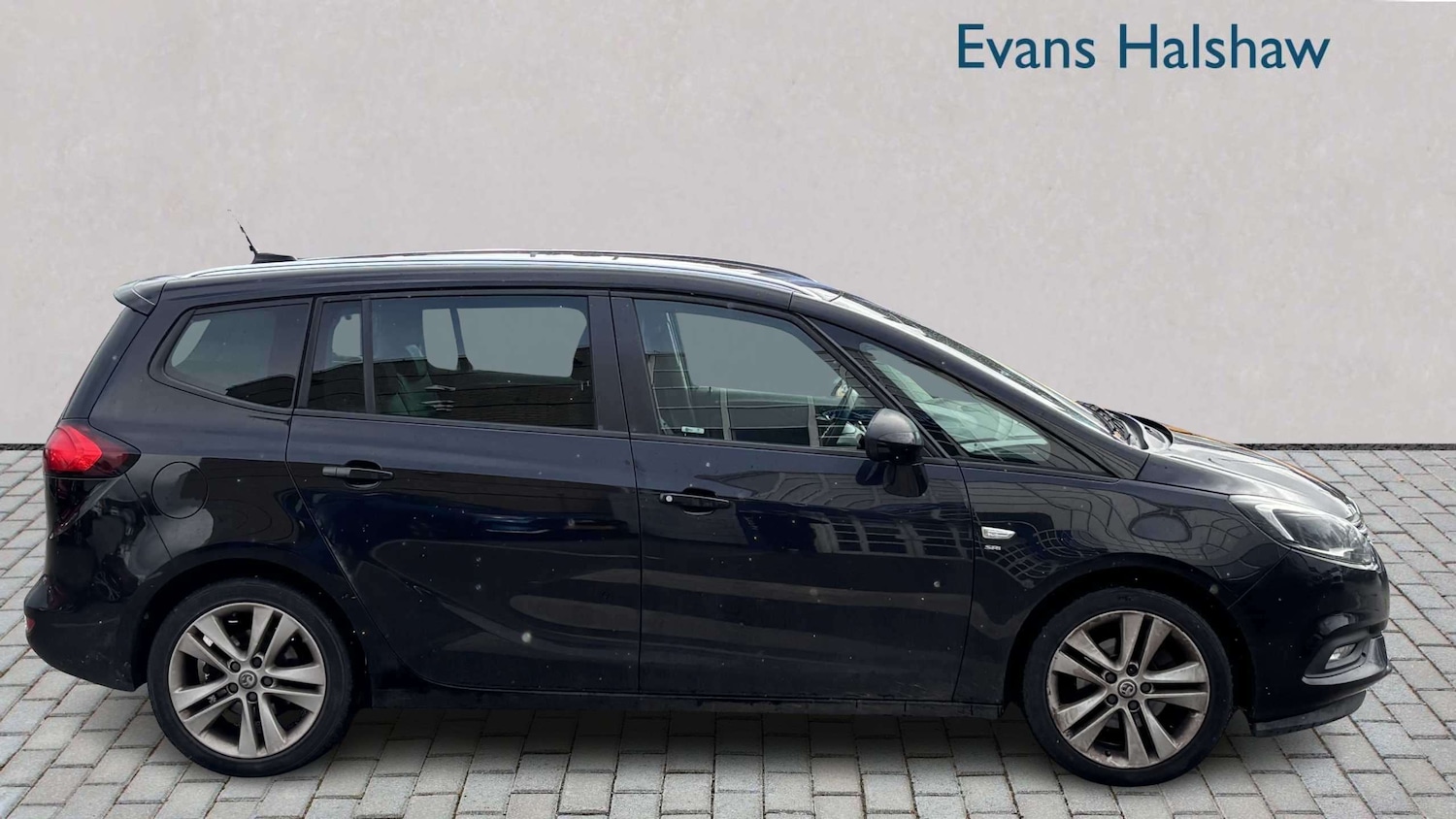 Used Vauxhall Zafira 2018 for sale - 77886126: Photo 3