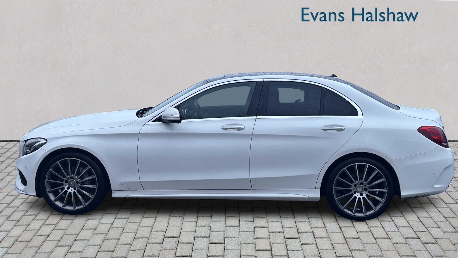 Used Mercedes-Benz C Class 2015 for sale - 76916139: Photo 4