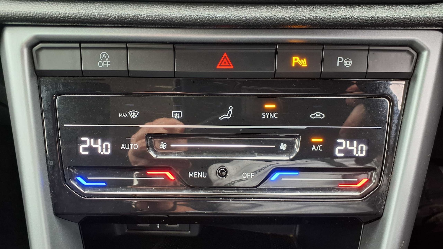 Used Volkswagen T-Roc 2022 for sale - 76075502: Photo 24