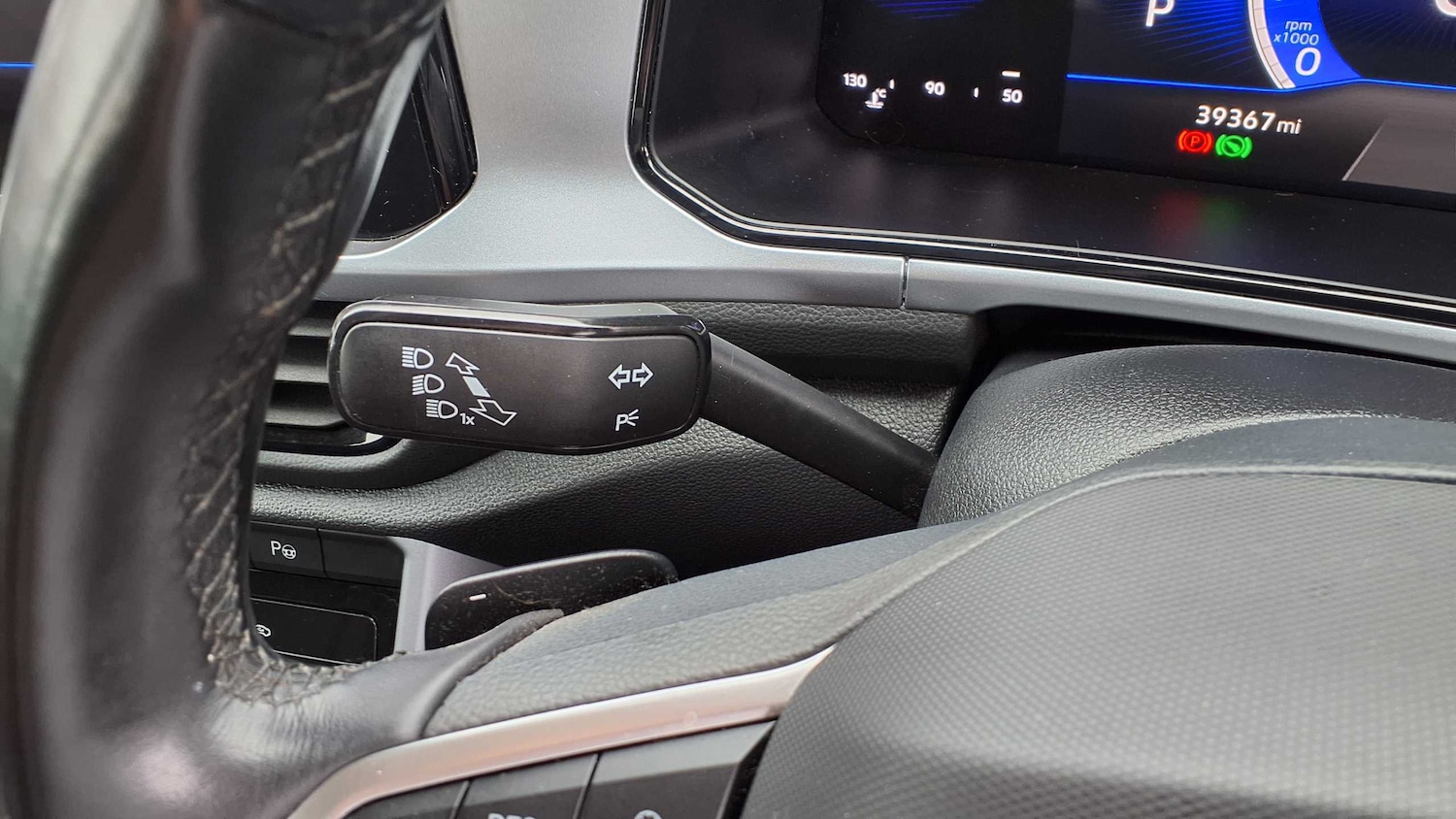 Used Volkswagen T-Roc 2022 for sale - 76075502: Photo 27